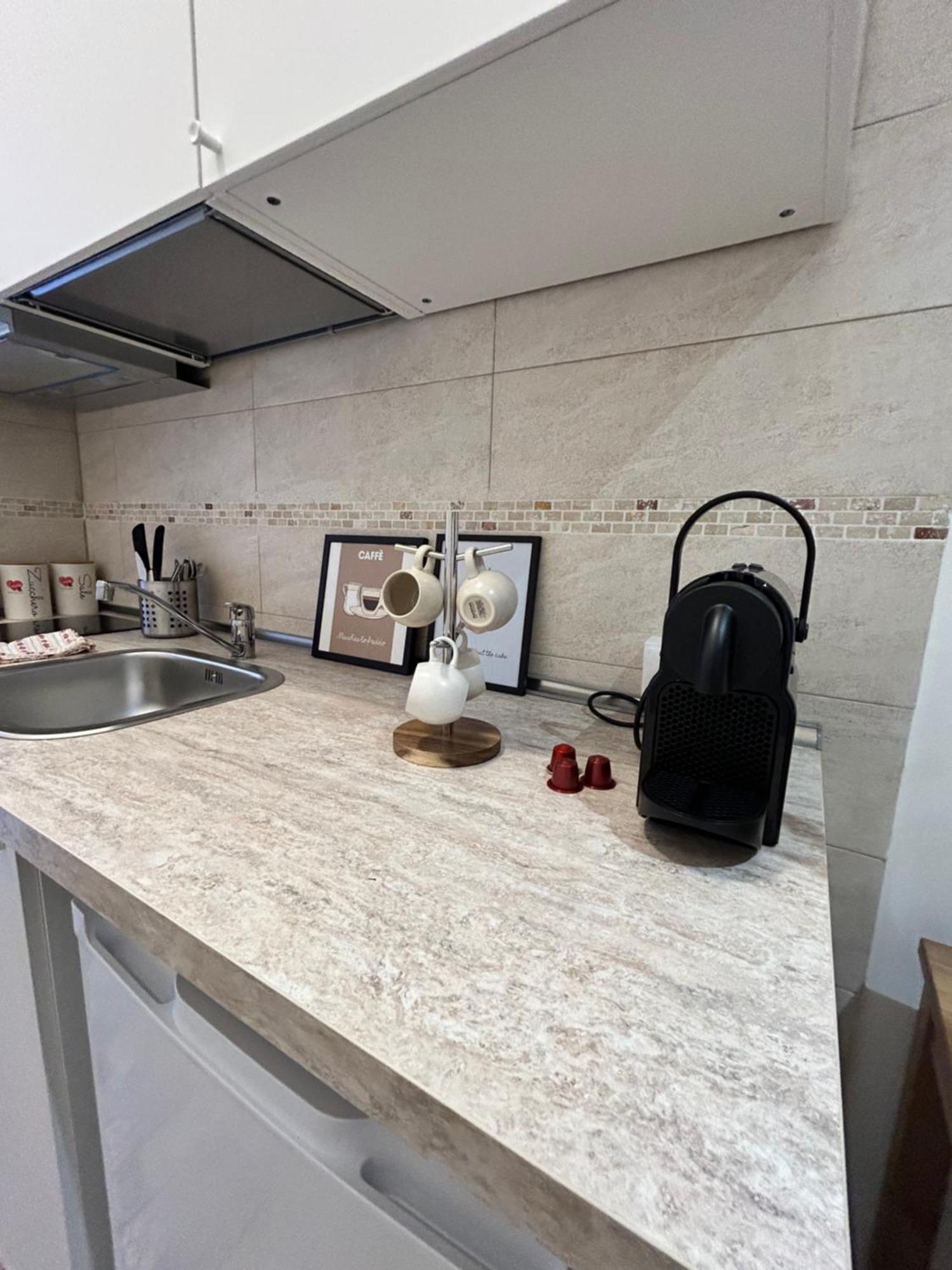 Casa Domus Mea - Garden Addicted Apartment Rome Exterior photo